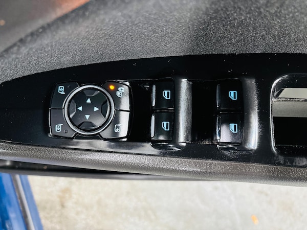 Used Ford Mondeo 2015 for sale - 76315232: Photo 17