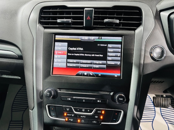 Used Ford Mondeo 2015 for sale - 76315232: Photo 25