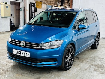 Used Volkswagen Touran 2016 for sale - 78866474: Photo