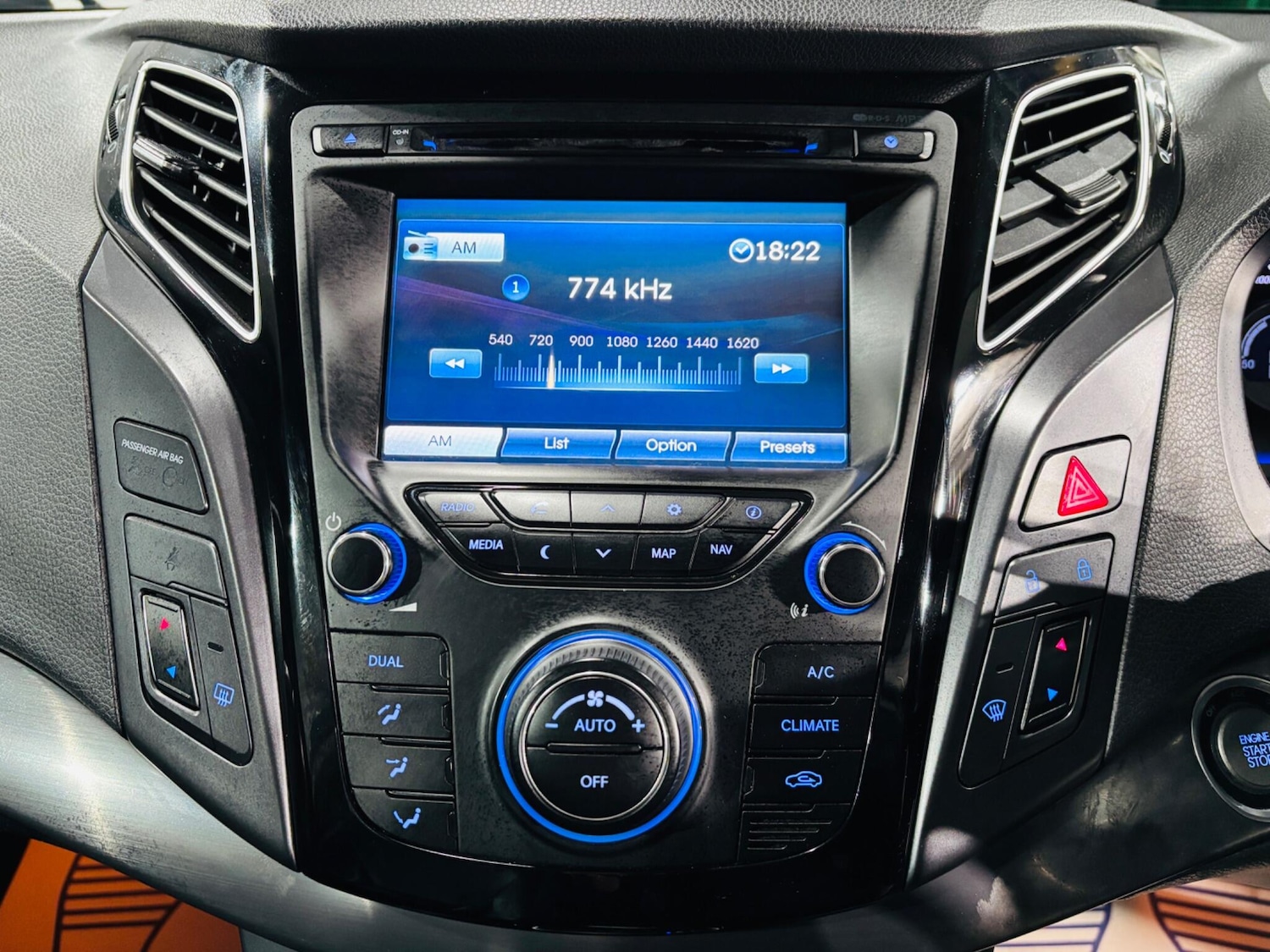 Used Hyundai i40 2012 for sale - 77230104: Photo 24