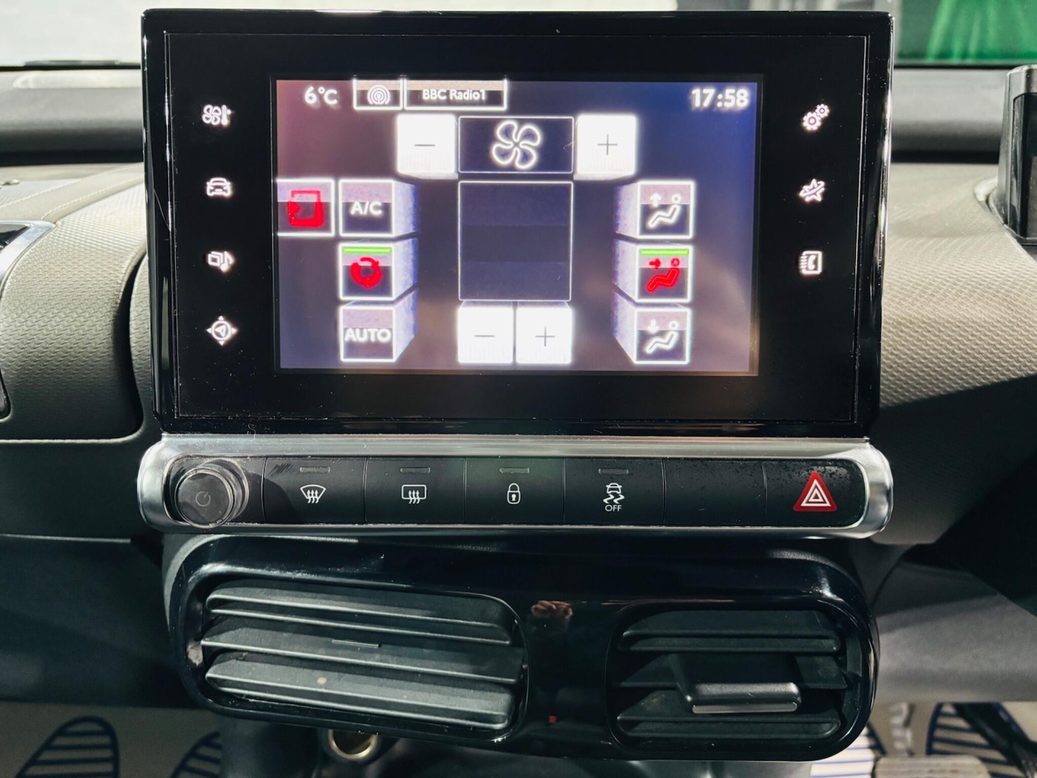 Used Citroen C4 Cactus for sale - 77753936: Photo 22