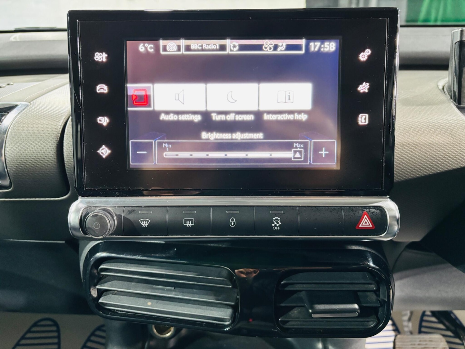 Used Citroen C4 Cactus for sale - 77753936: Photo 24