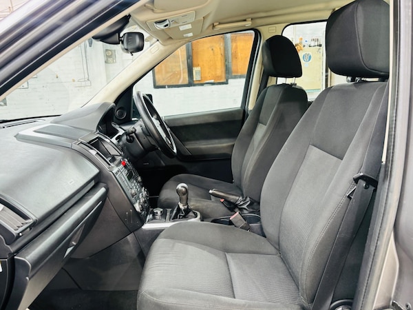 Used Land Rover Freelander 2 2010 for sale - 75463883: Photo 14