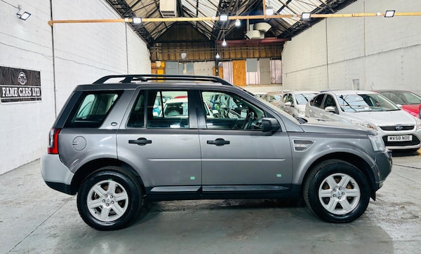 Used Land Rover Freelander 2 2010 for sale - 75463883: Photo 8