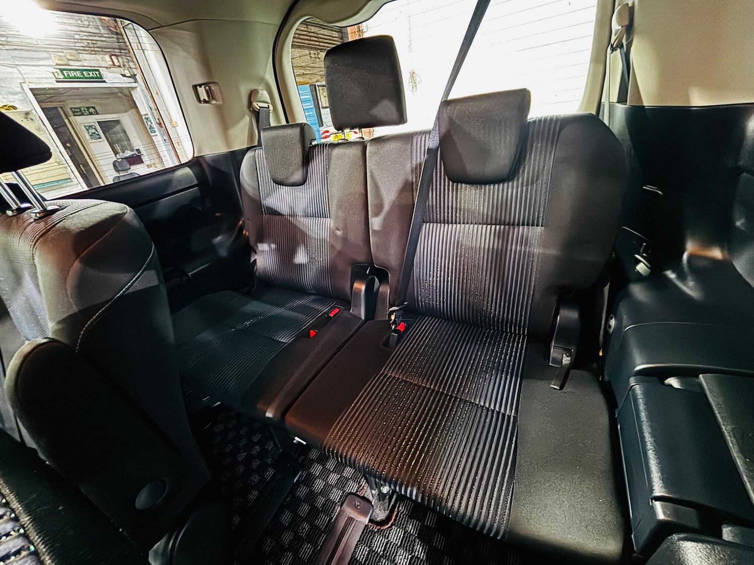 Used Toyota Voxy 2026 for sale - 77722977: Photo 17