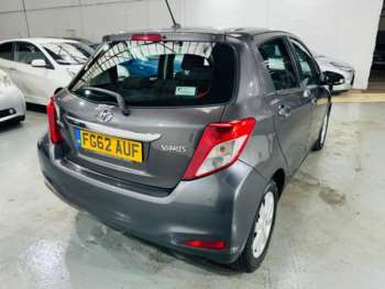 Used Toyota Yaris 2012 for sale - 74849559: Photo