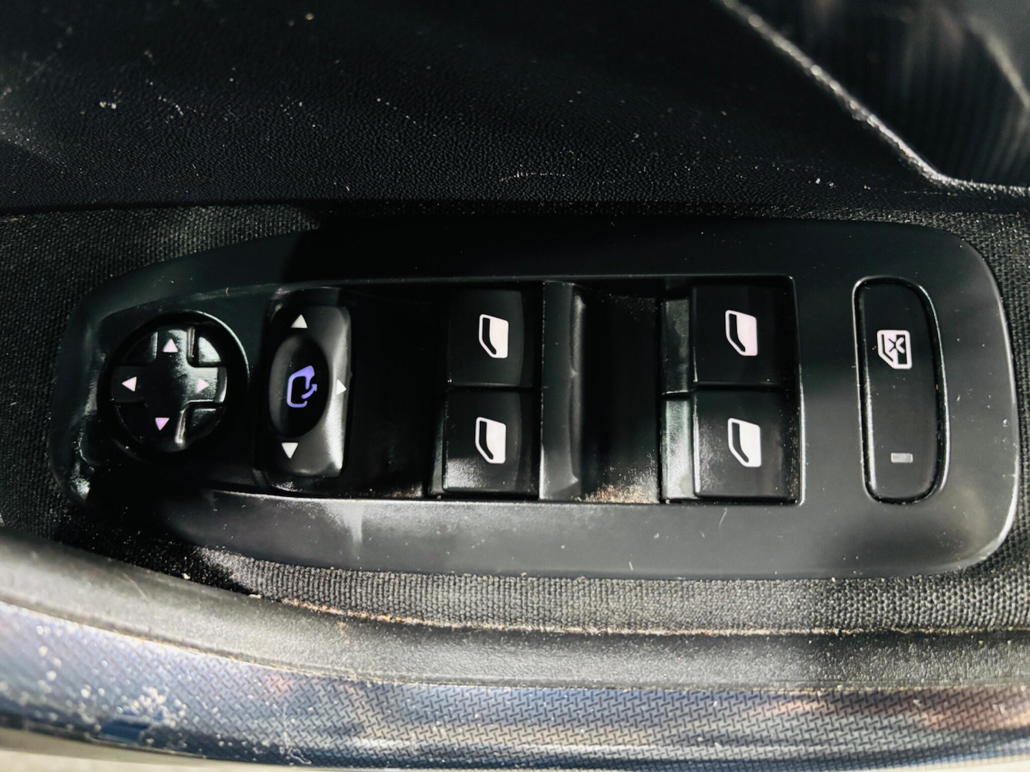 Used Peugeot 2008 2016 for sale - 77057143: Photo 18