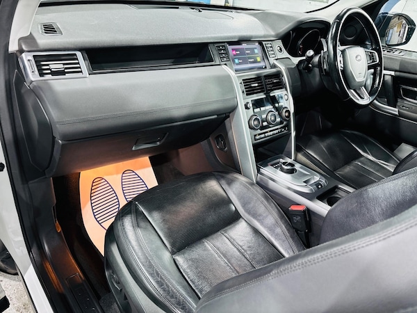 Used Land Rover Discovery Sport 2016 for sale - 76314274: Photo 14