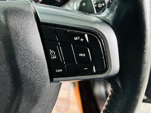 Used Land Rover Discovery Sport 2016 for sale - 76314274: Photo 21