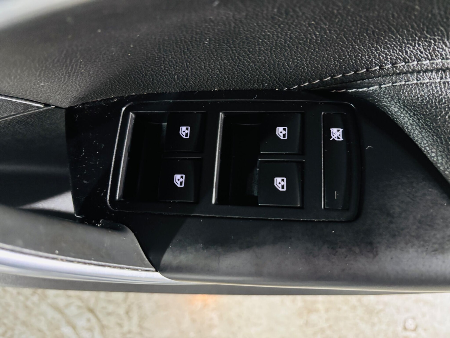 Used Vauxhall Insignia 2016 for sale - 76996949: Photo 17