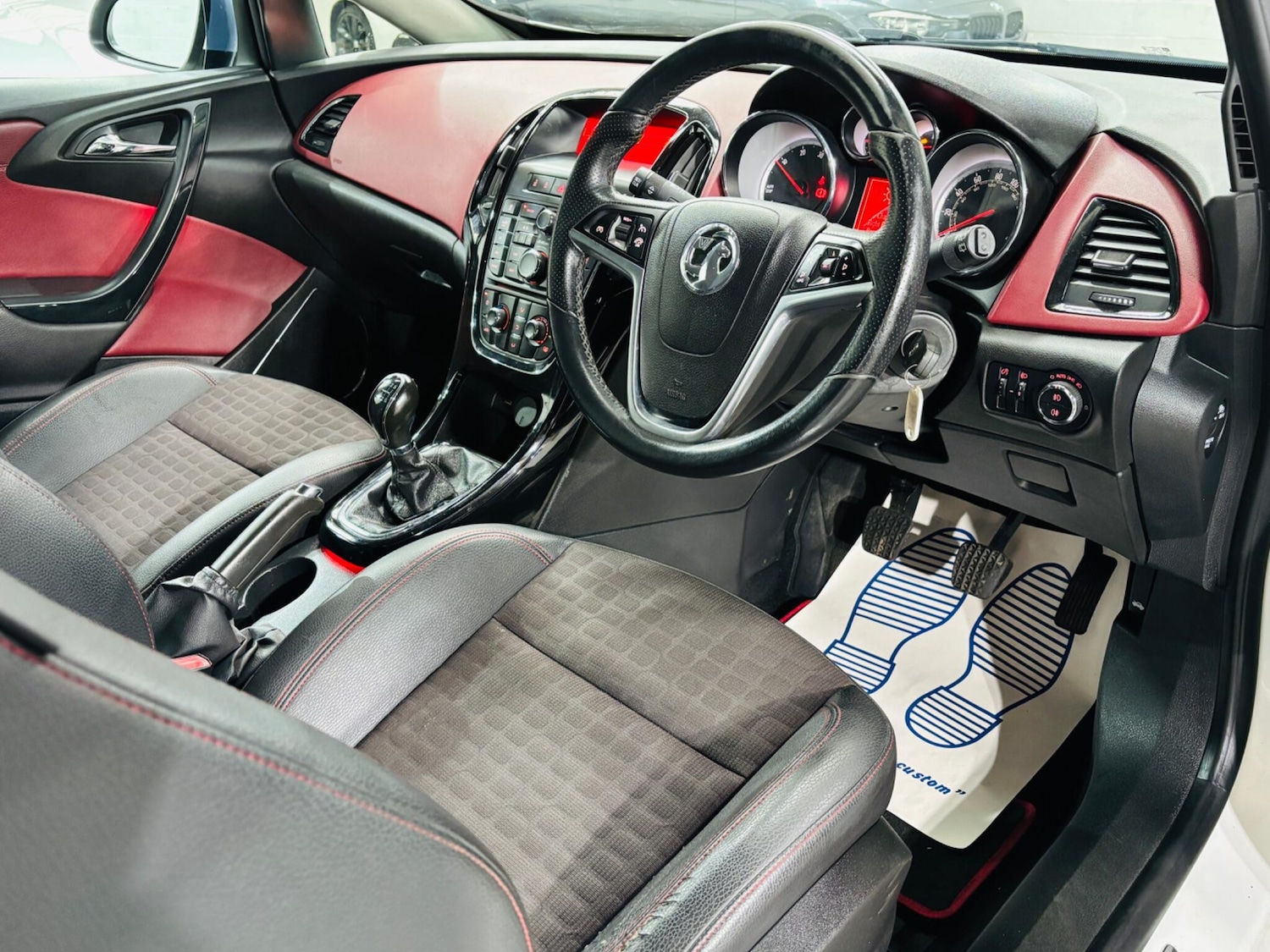 Used Vauxhall Astra GTC 2014 for sale - 76995556: Photo 10