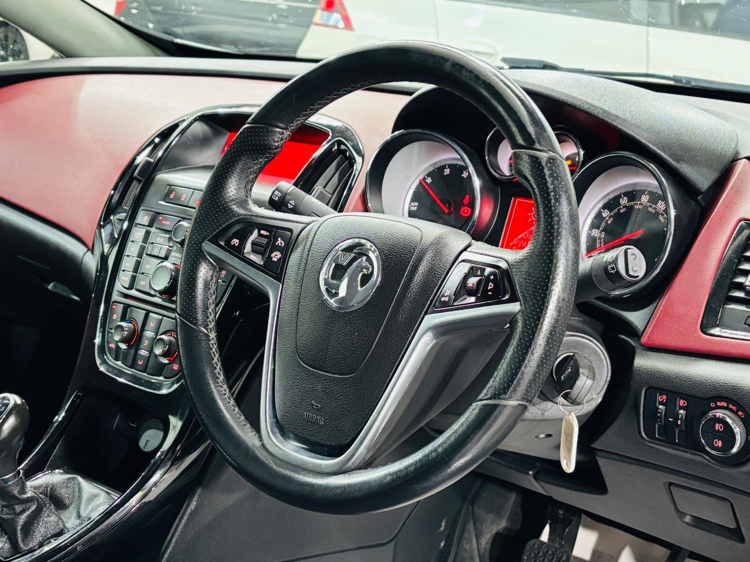 Used Vauxhall Astra GTC 2014 for sale - 76995556: Photo 11