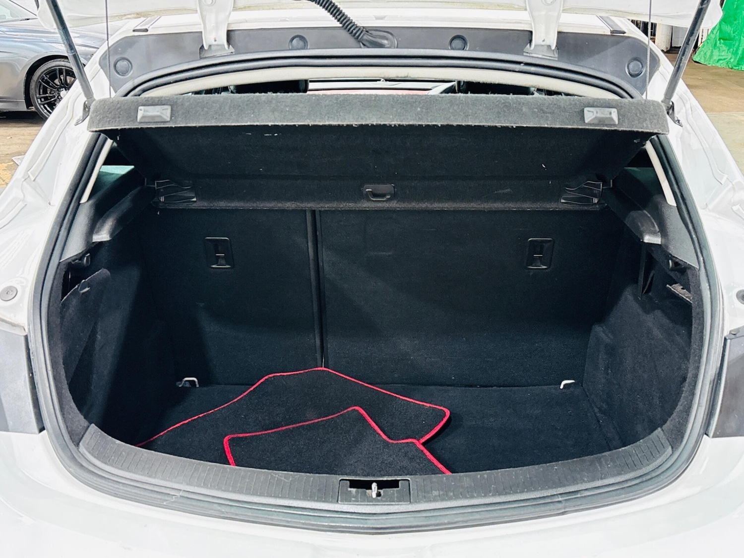 Used Vauxhall Astra GTC 2014 for sale - 76995556: Photo 30