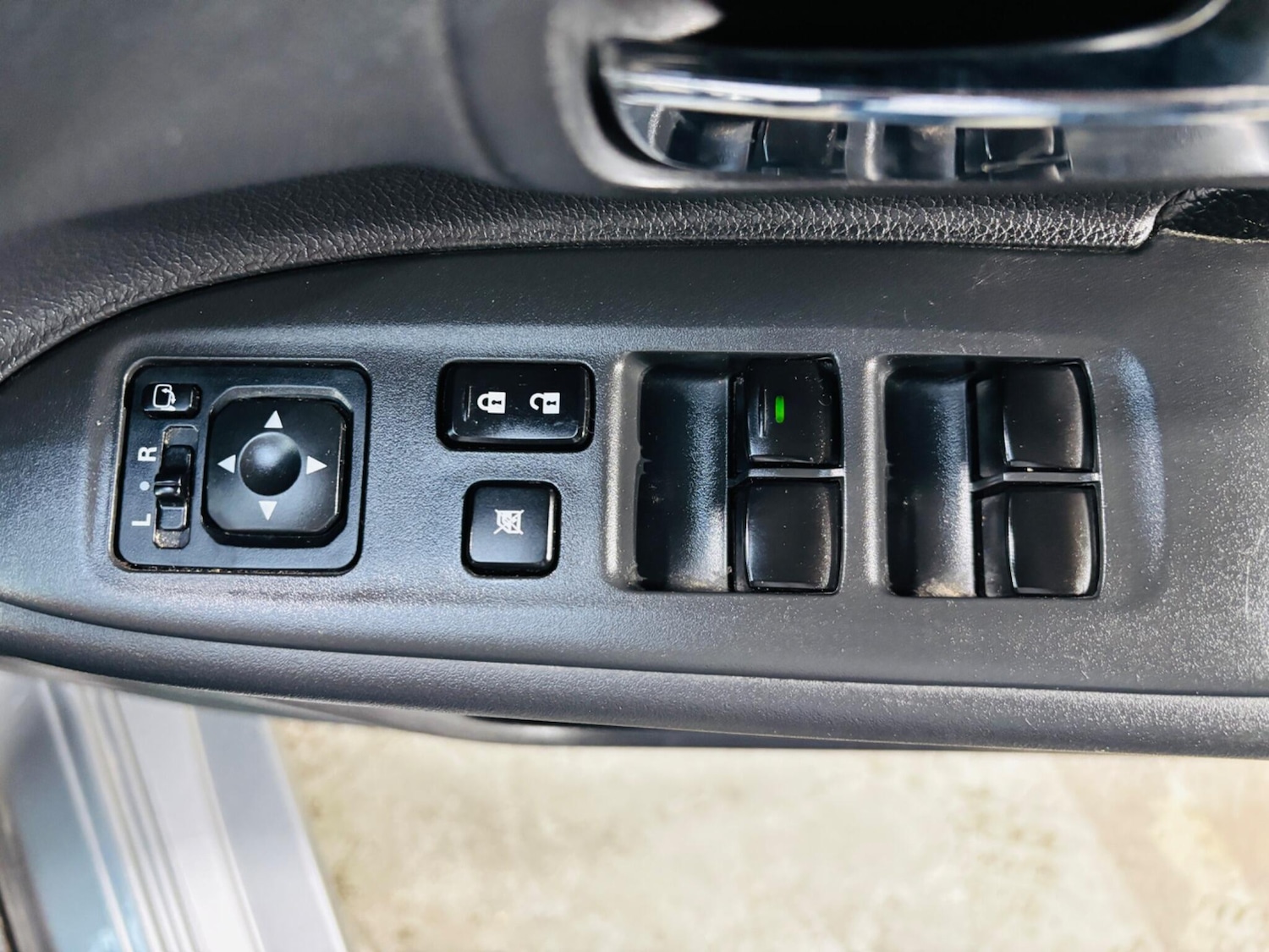 Used Mitsubishi Outlander for sale - 77658775: Photo 18