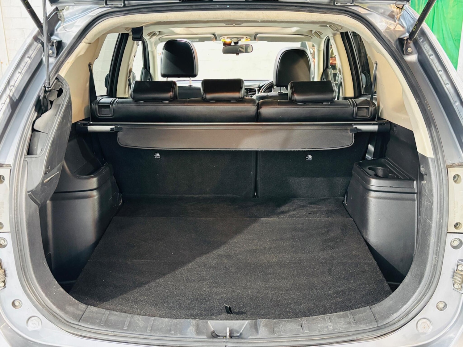 Used Mitsubishi Outlander for sale - 77658775: Photo 32