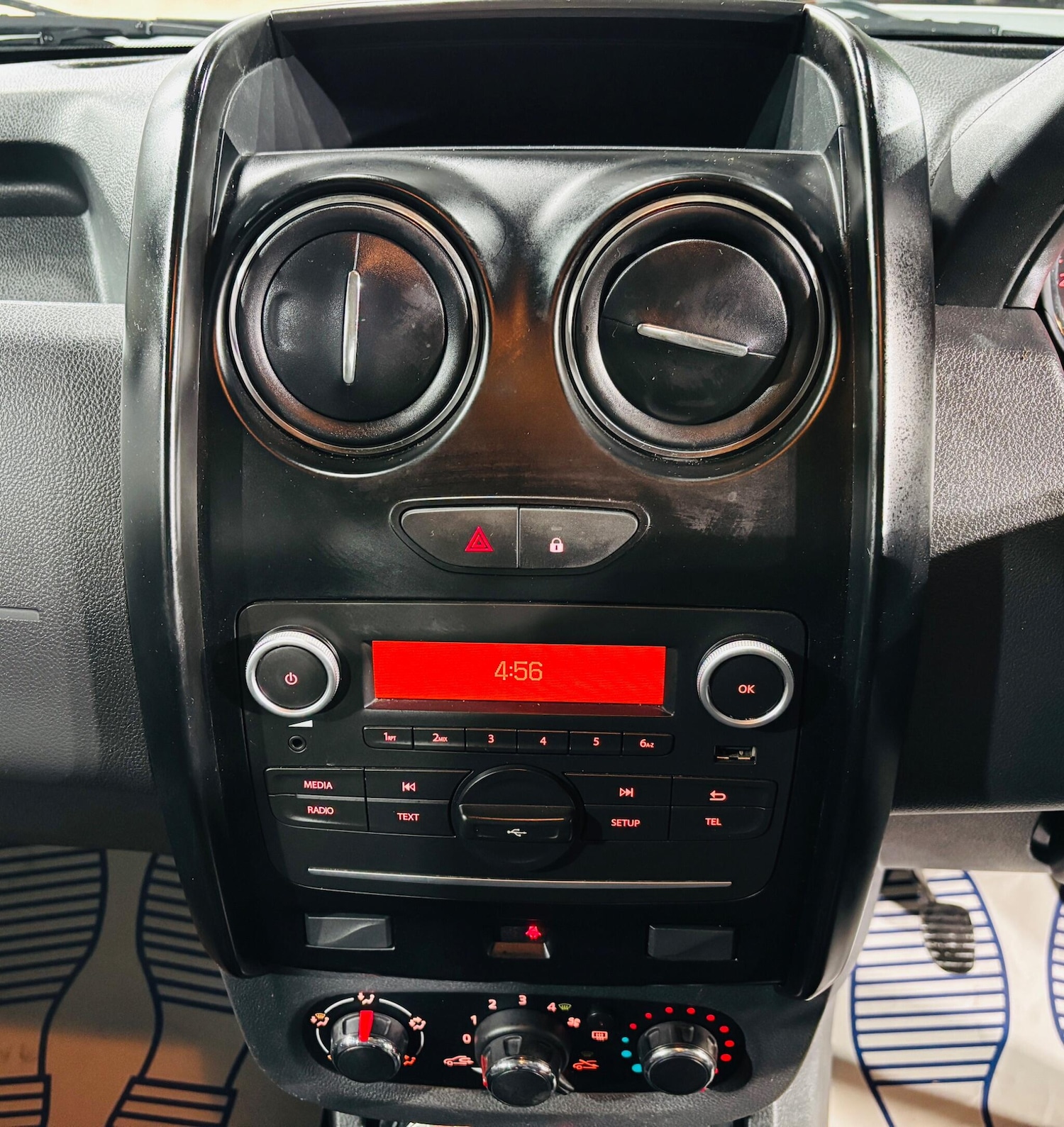 Used Dacia Duster 2016 for sale - 77395875: Photo 18