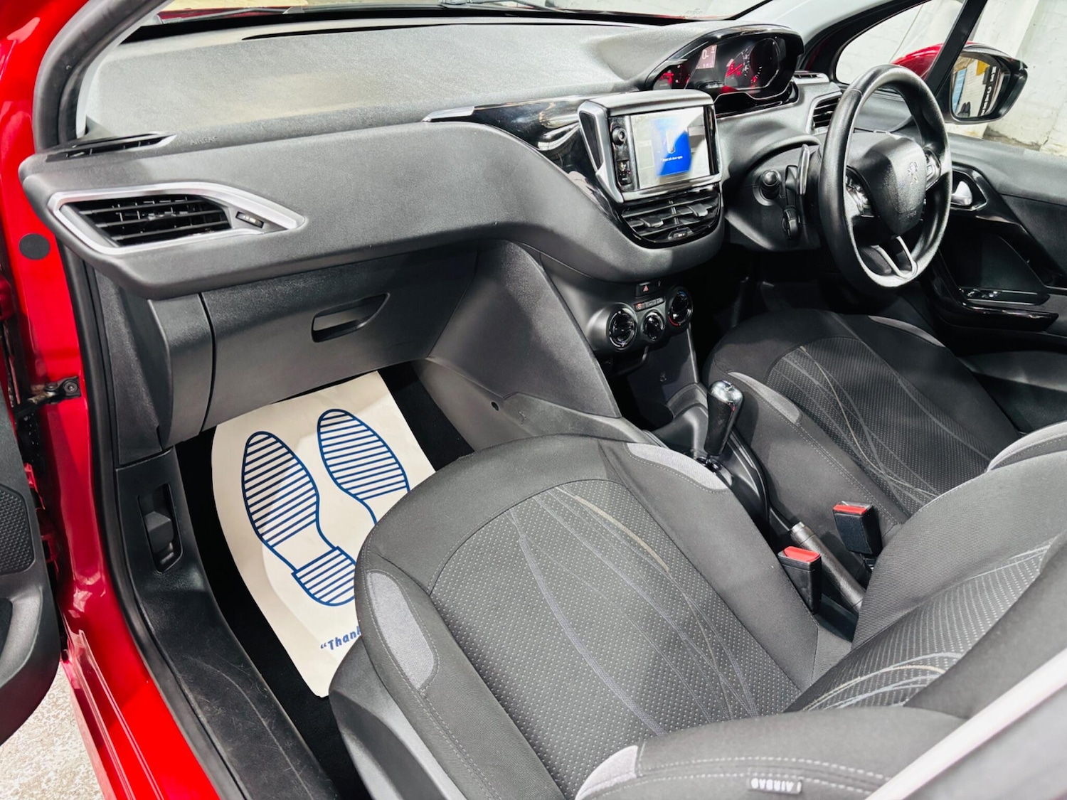 Used Peugeot 208 2013 for sale - 77769018: Photo 14