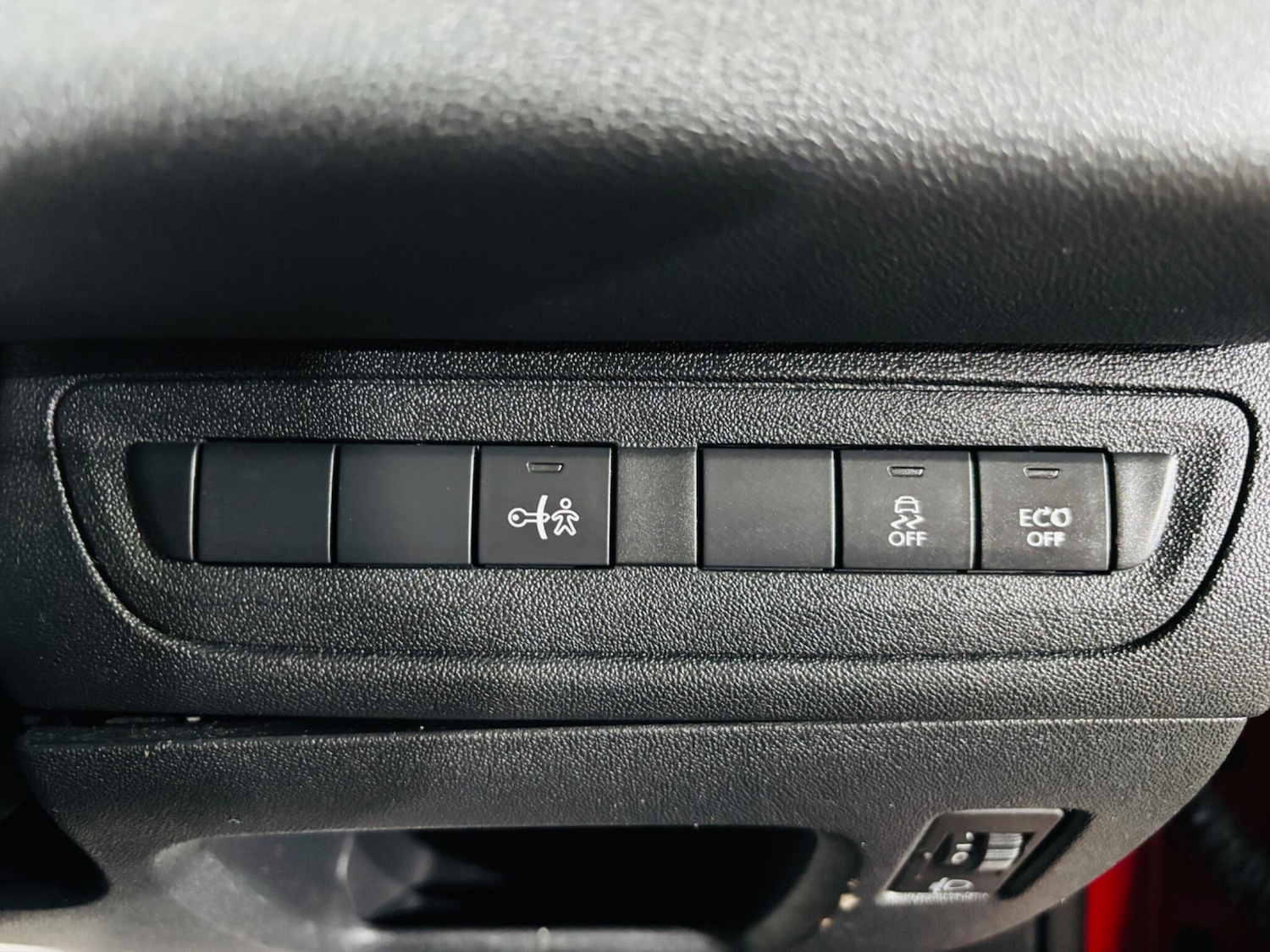 Used Peugeot 208 2013 for sale - 77769018: Photo 18