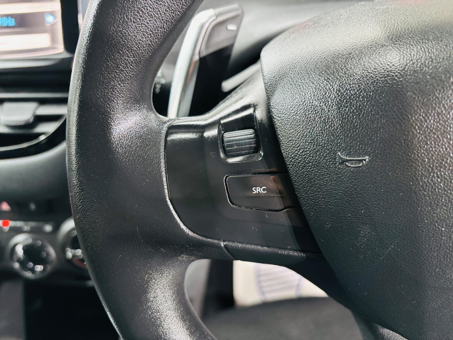 Used Peugeot 208 2013 for sale - 77769018: Photo 20