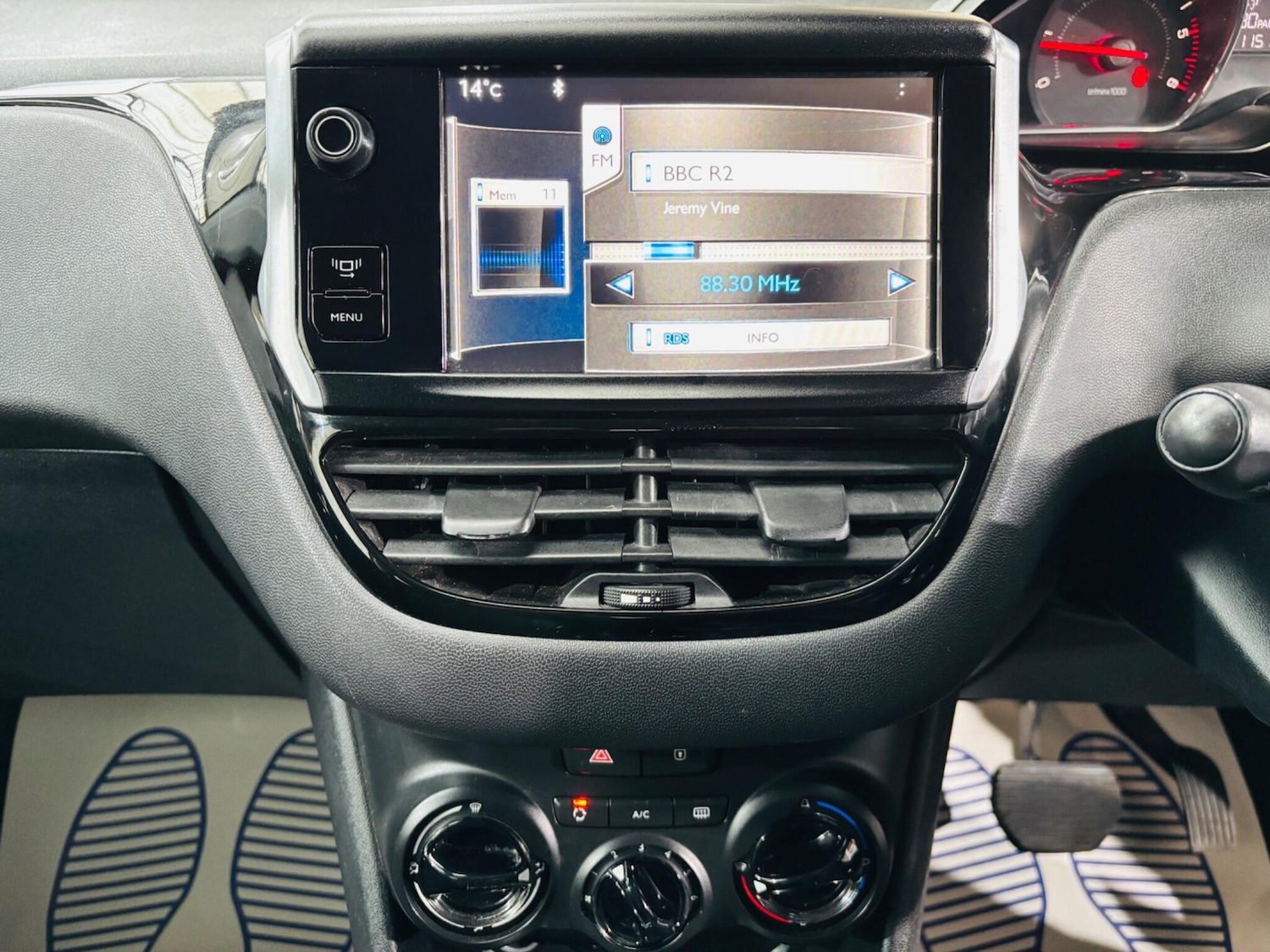 Used Peugeot 208 2013 for sale - 77769018: Photo 21