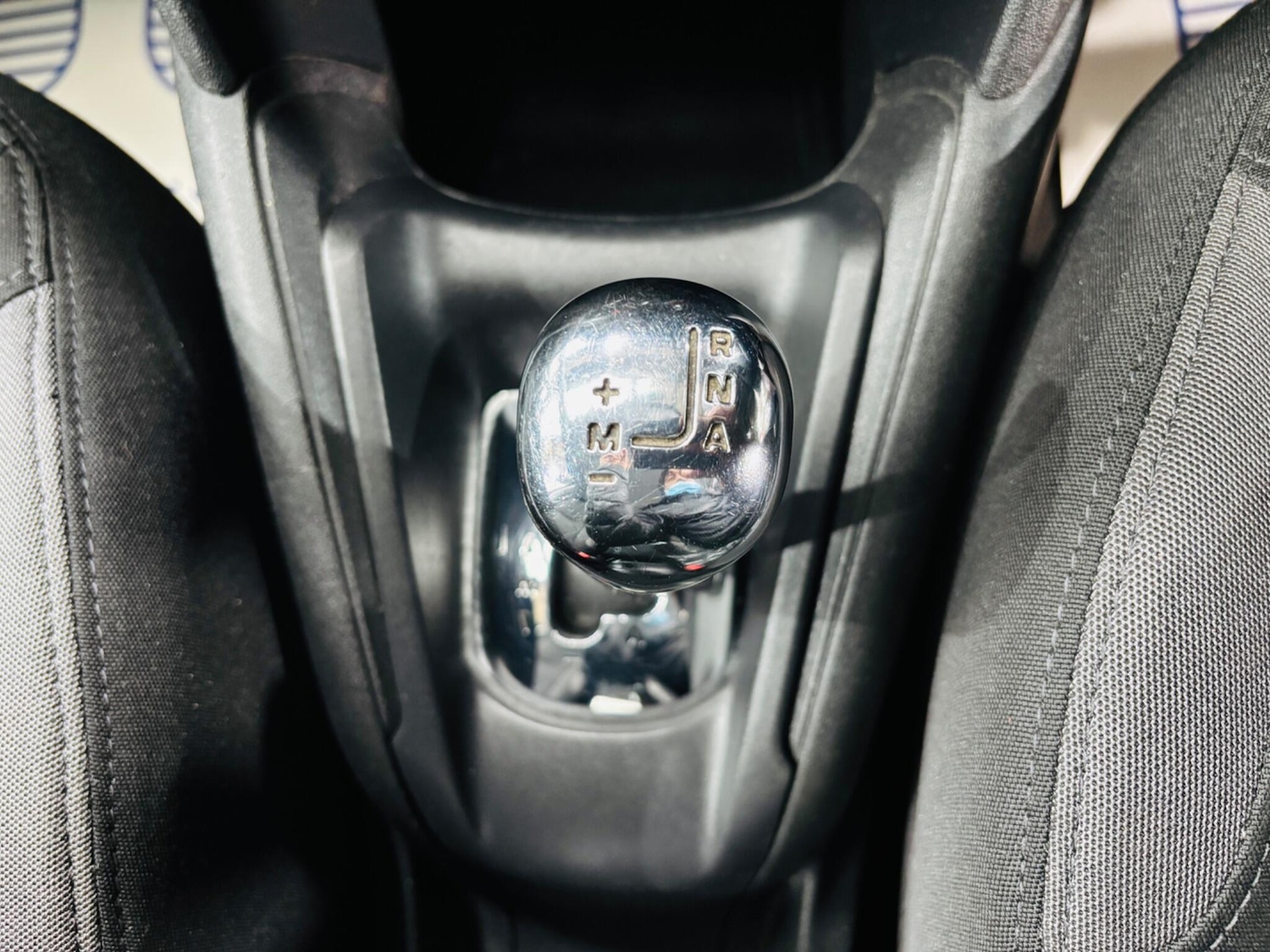 Used Peugeot 208 2013 for sale - 77769018: Photo 25