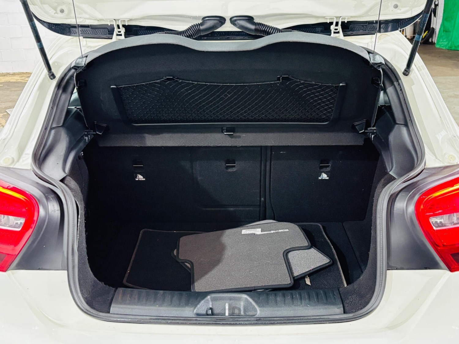 Used Mercedes-Benz A-Class 2016 for sale - 77386928: Photo 33