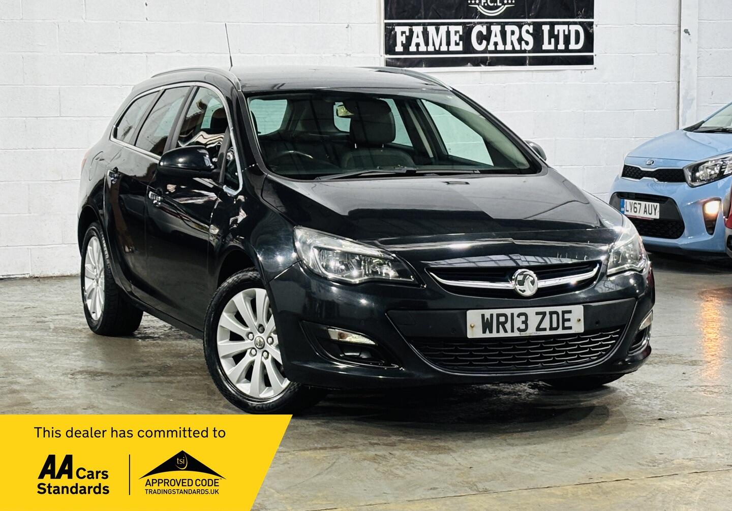 Used Vauxhall Astra 2013 for sale - 76457461: Photo 1