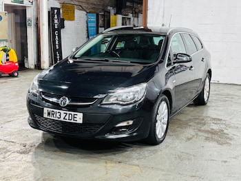 Used Vauxhall Astra 2013 for sale - 76457461: Photo