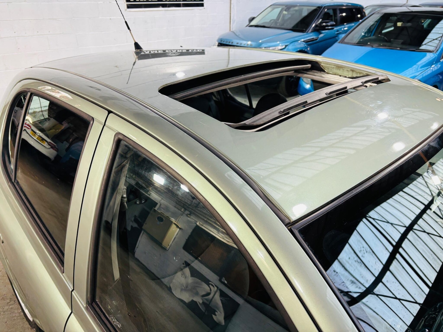 Used Toyota Yaris 2005 for sale - 77970437: Photo 25