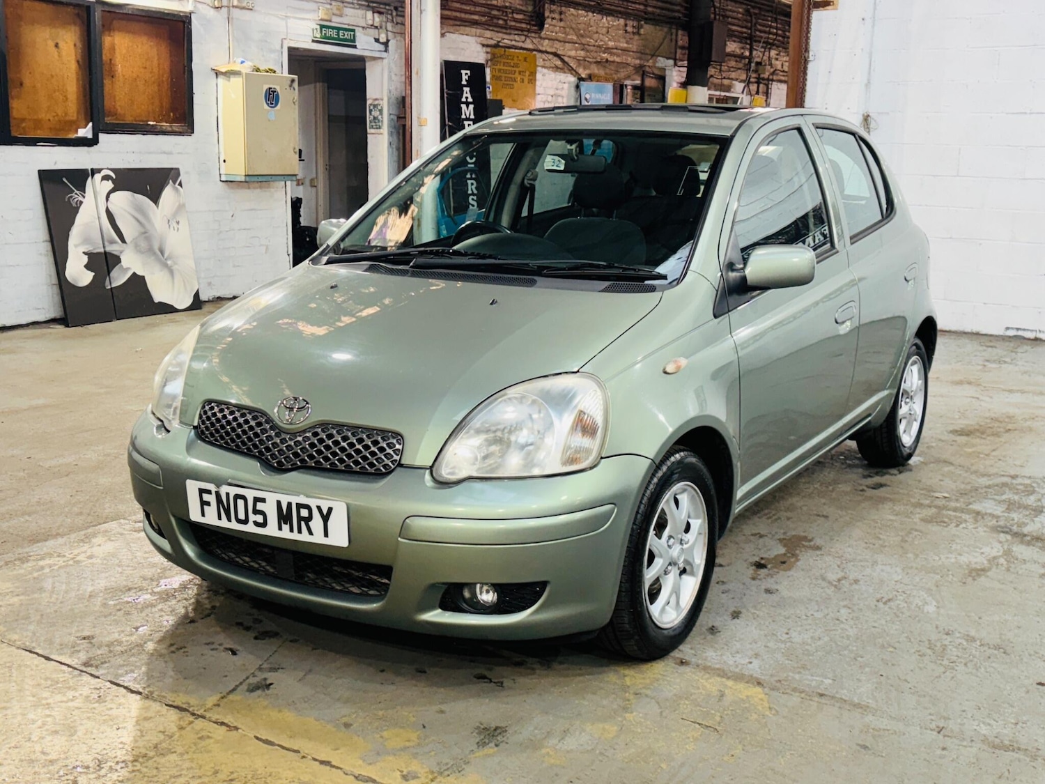 Used Toyota Yaris 2005 for sale - 77970437: Photo 4
