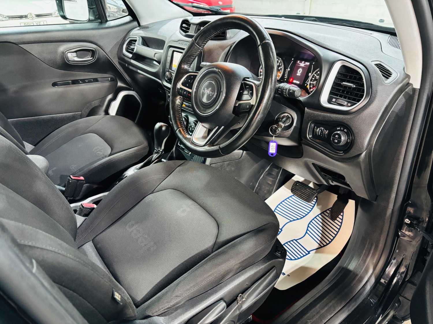 Used Jeep Renegade 2015 for sale - 77351458: Photo 10