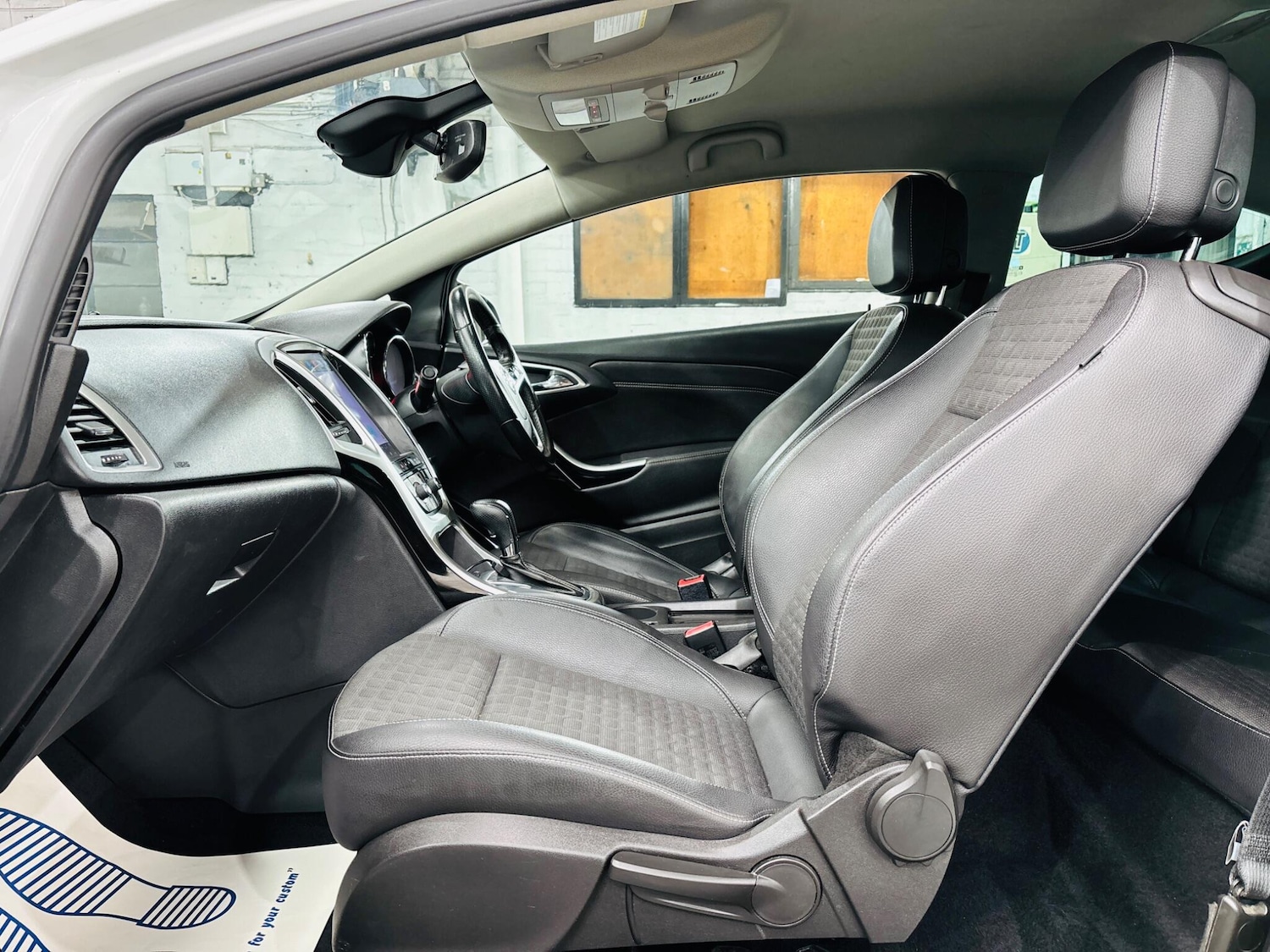 Used Vauxhall Astra GTC 2012 for sale - 76377344: Photo 15