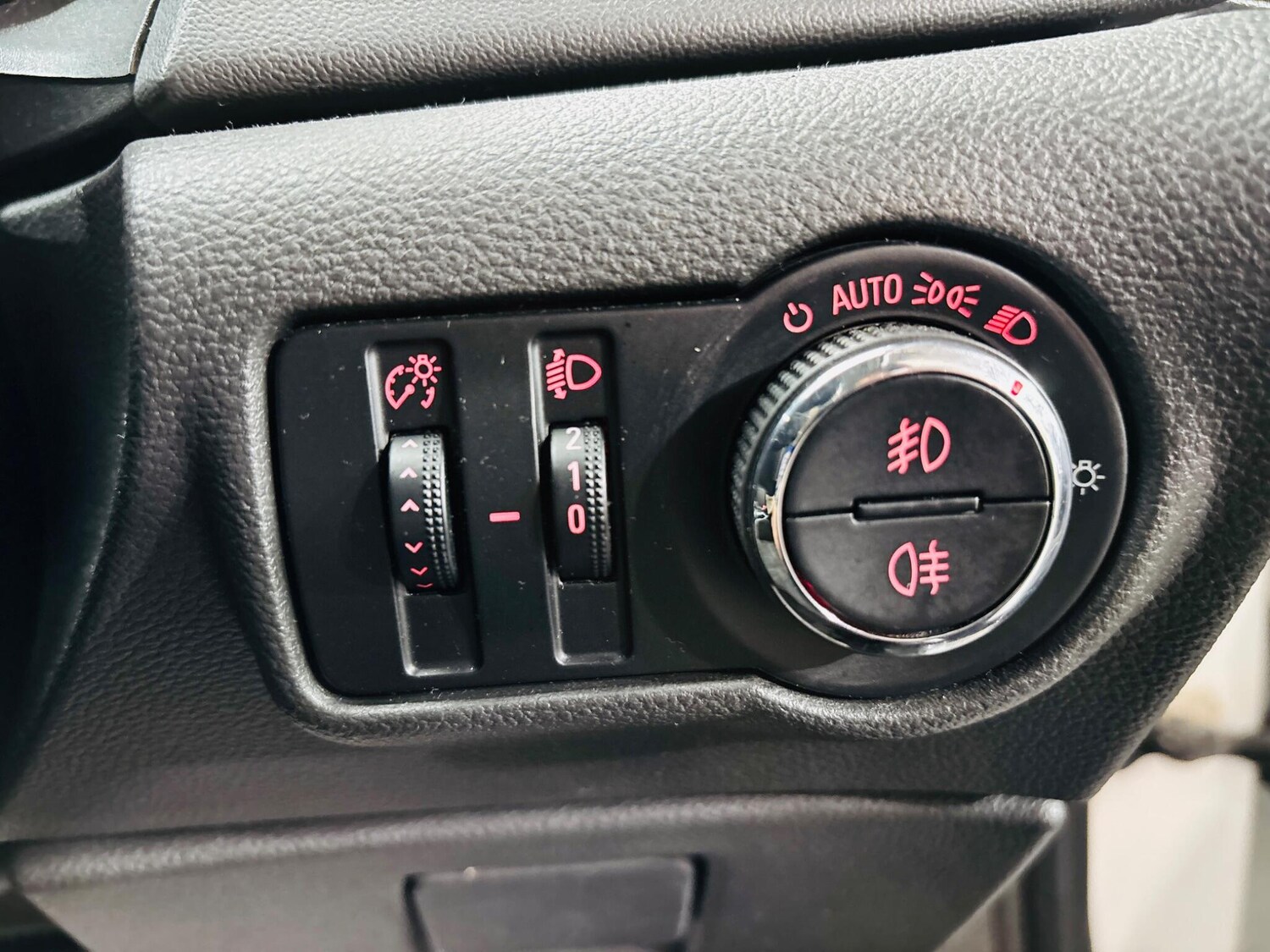 Used Vauxhall Astra GTC 2012 for sale - 76377344: Photo 18