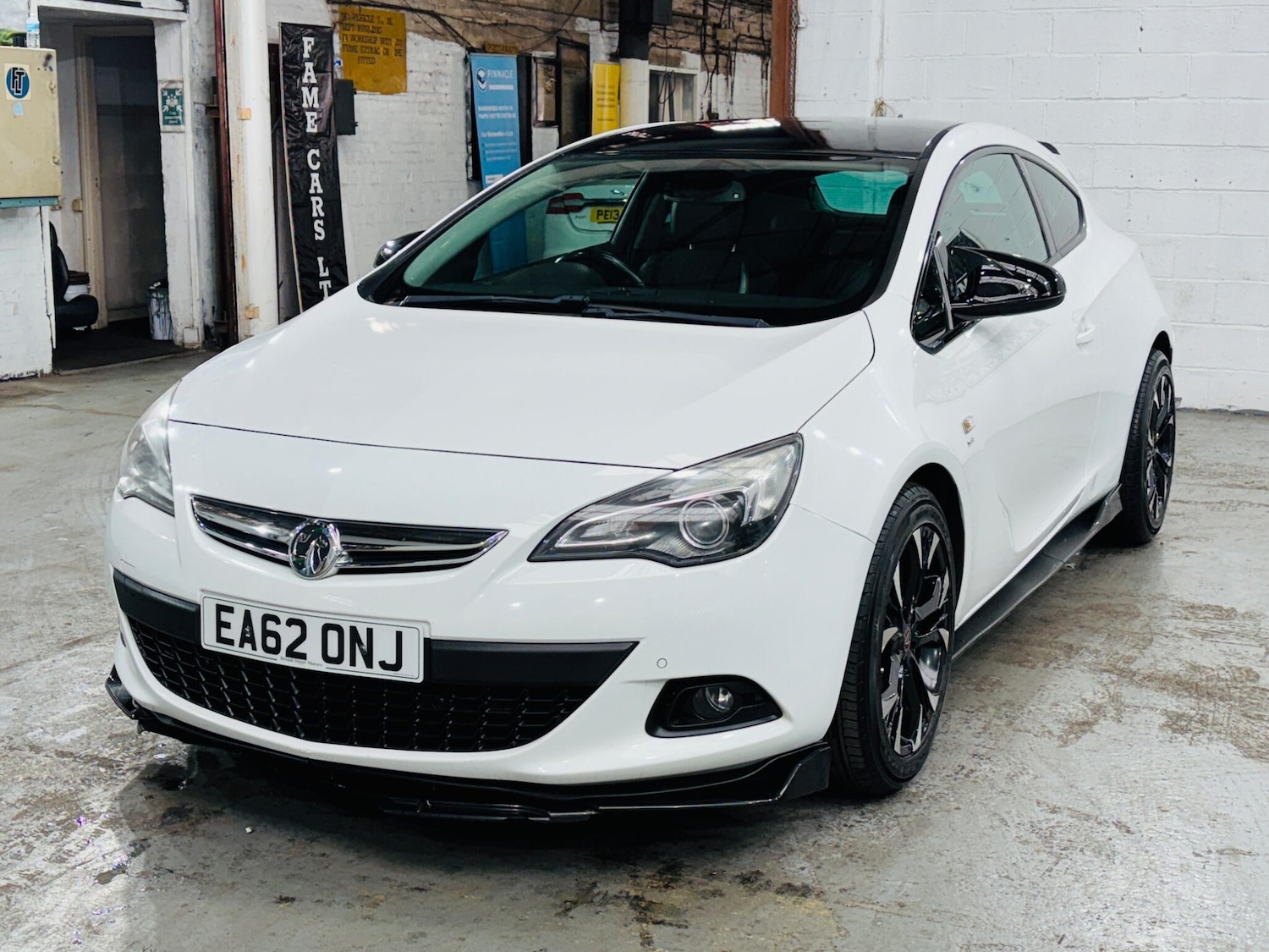 Used Vauxhall Astra GTC 2012 for sale - 76377344: Photo 4