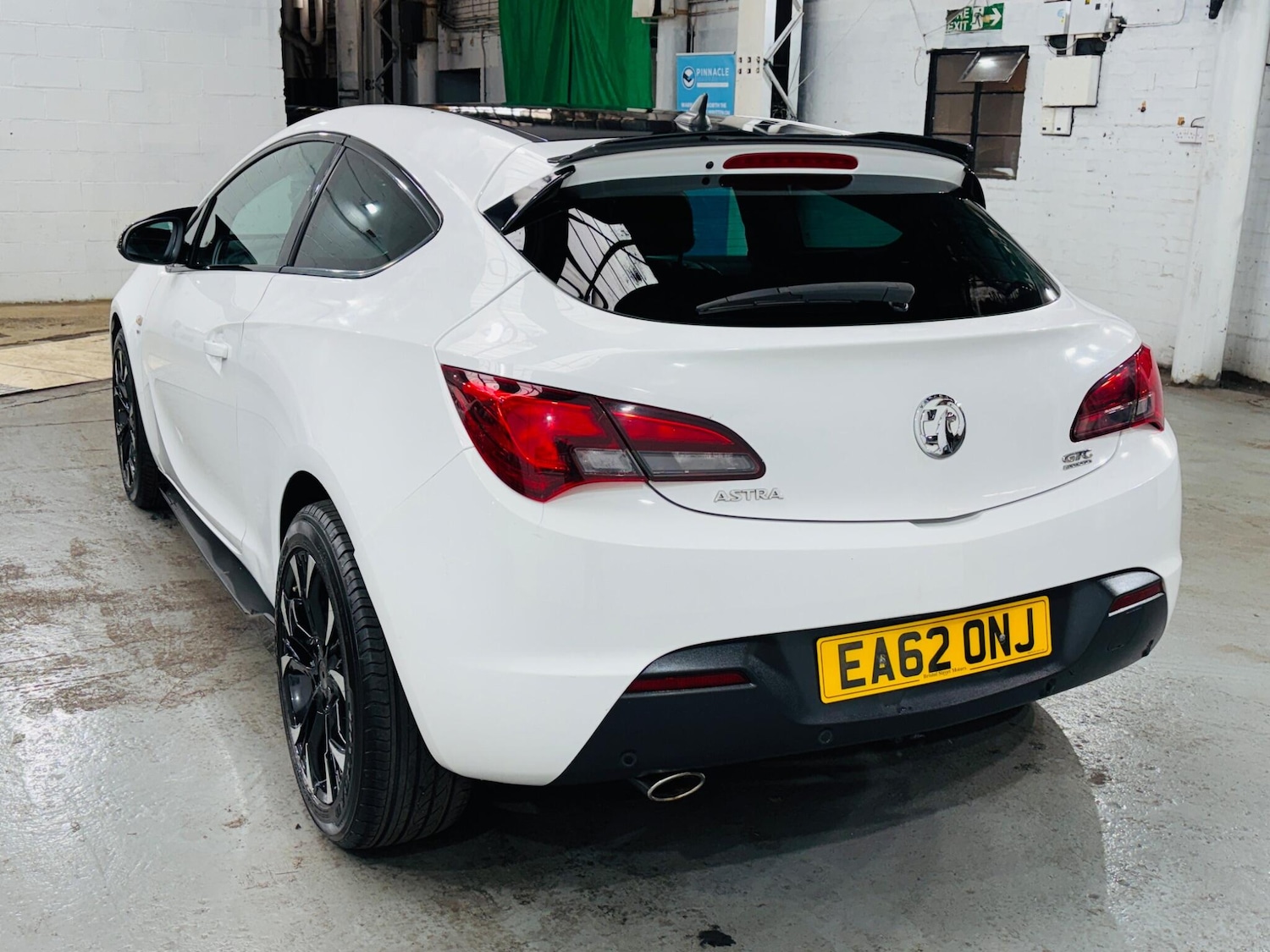 Used Vauxhall Astra GTC 2012 for sale - 76377344: Photo 7