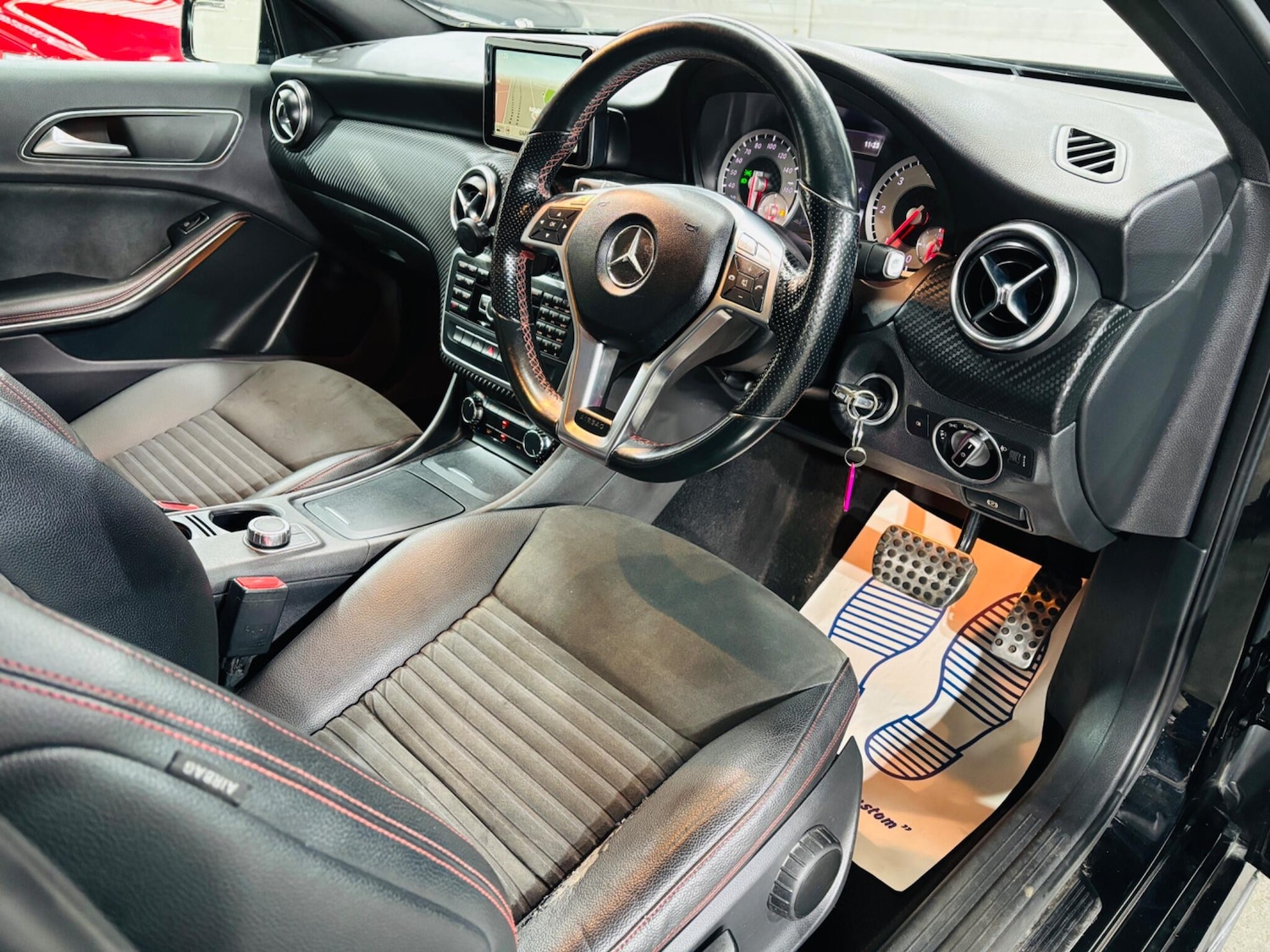 Used Mercedes-Benz A-Class 2014 for sale - 76633410: Photo 10