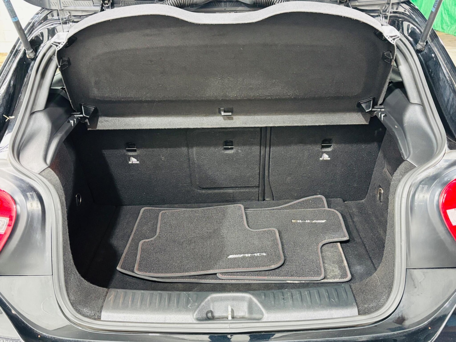 Used Mercedes-Benz A-Class 2014 for sale - 76633410: Photo 32