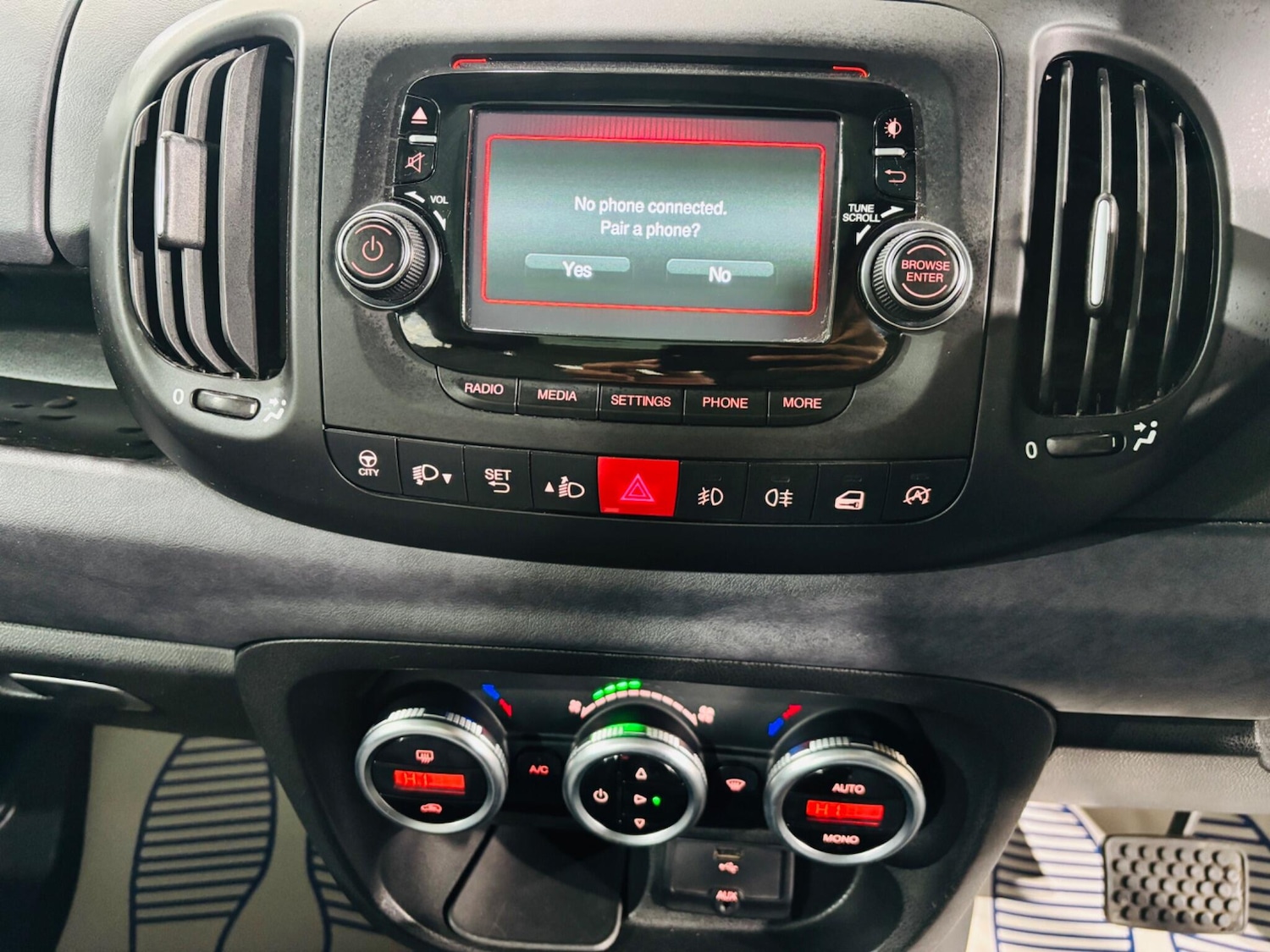 Used Fiat 500L 2014 for sale - 77637692: Photo 24