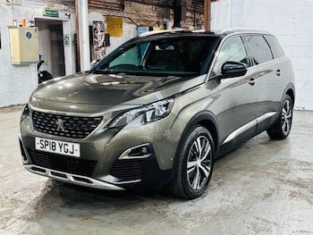 Used Peugeot 5008 2018 for sale - 75719912: Photo