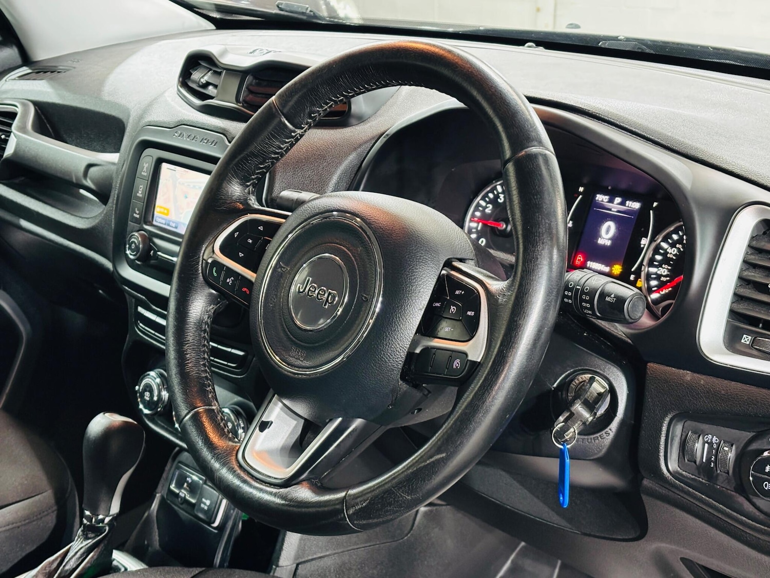 Used Jeep Renegade 2016 for sale - 77120177: Photo 11