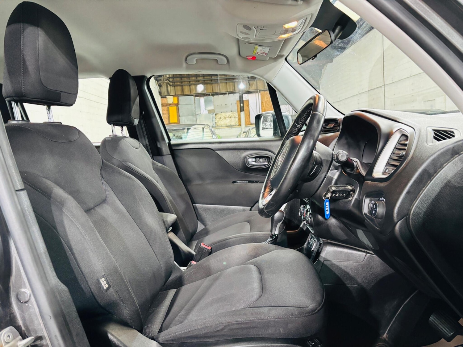 Used Jeep Renegade 2016 for sale - 77120177: Photo 13