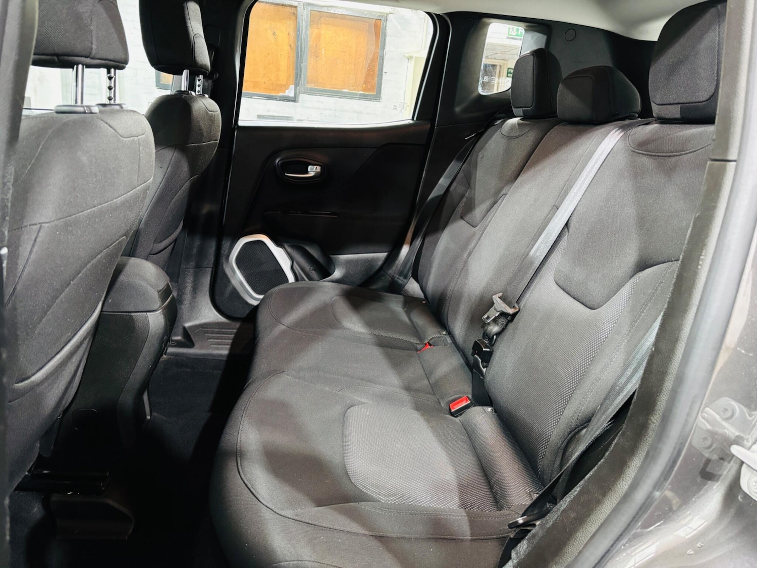 Used Jeep Renegade 2016 for sale - 77120177: Photo 16