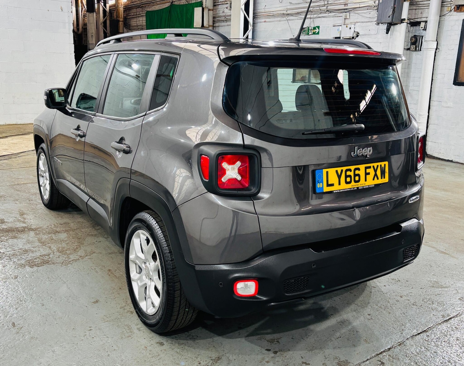 Used Jeep Renegade 2016 for sale - 77120177: Photo 7