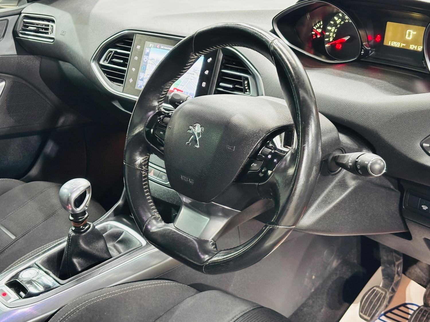 Used Peugeot 308 2014 for sale - 77883541: Photo 11