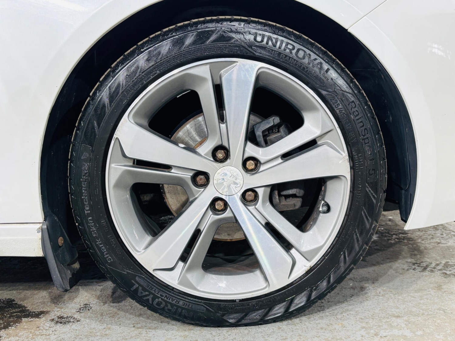 Used Peugeot 308 2014 for sale - 77883541: Photo 30