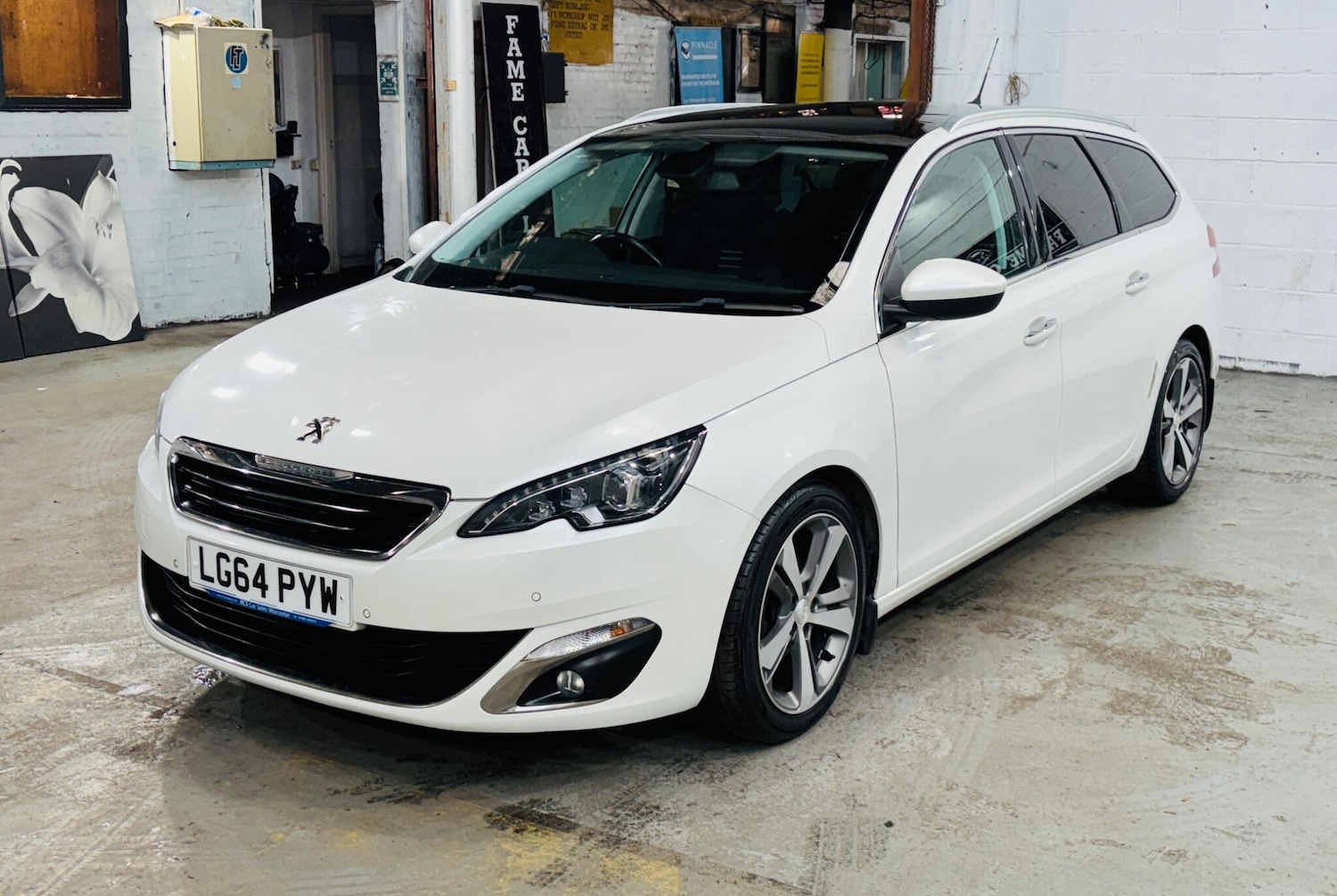 Used Peugeot 308 2014 for sale - 77883541: Photo 4
