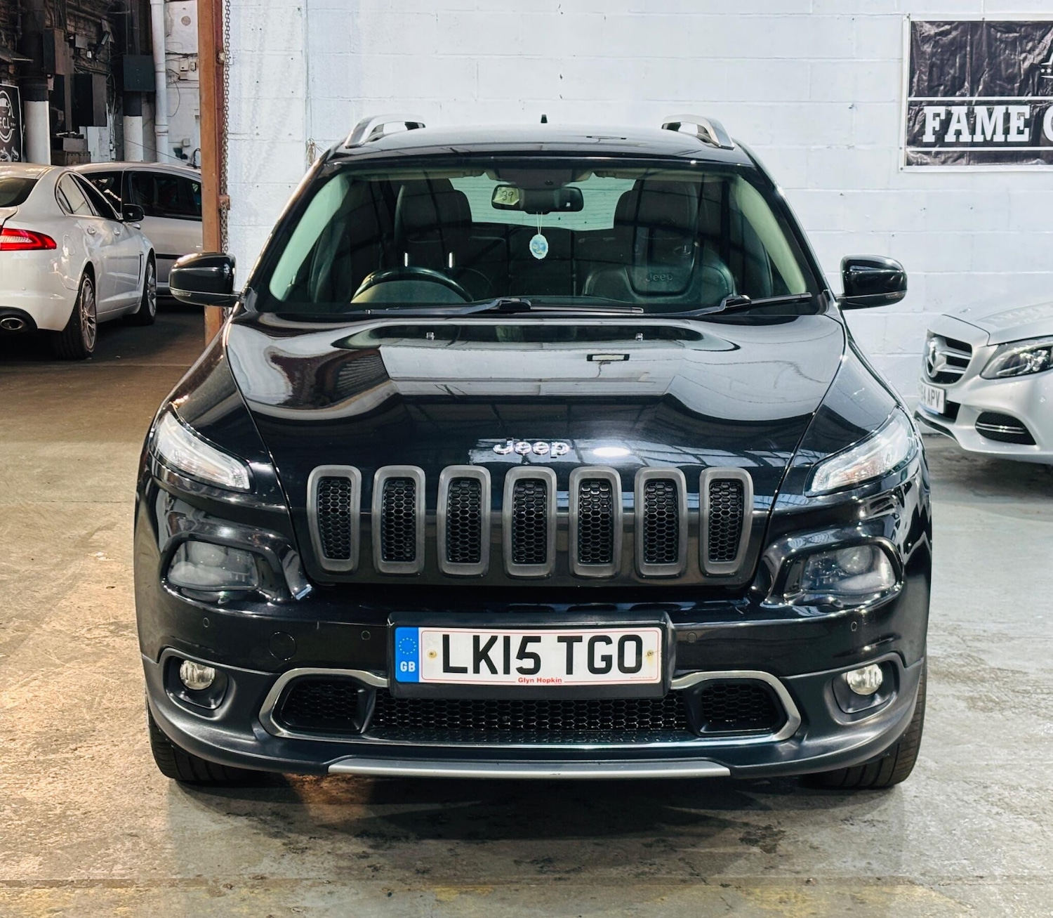 Used Jeep Cherokee for sale - 77752893: Photo 2