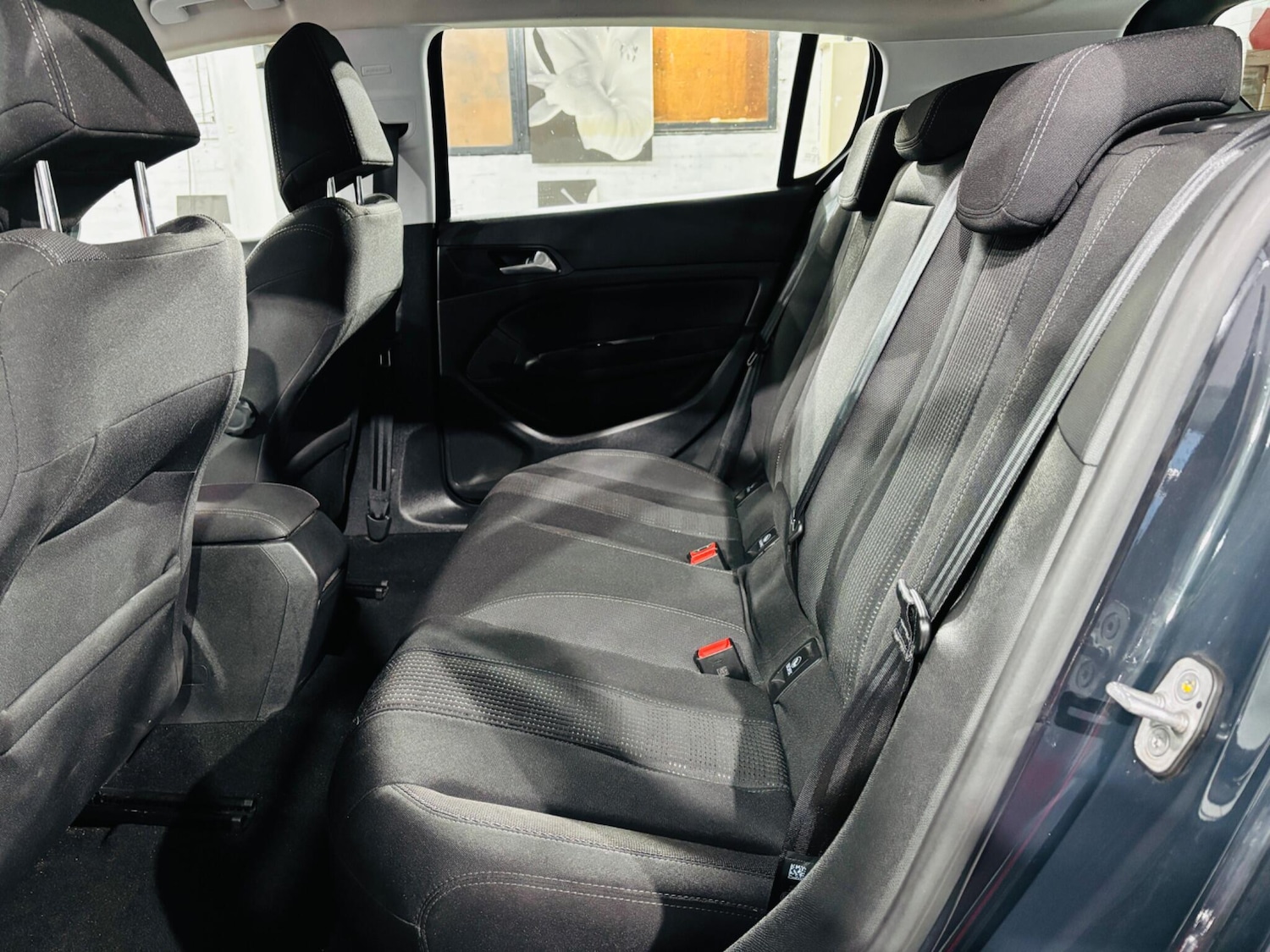 Used Peugeot 308 2017 for sale - 76990800: Photo 16