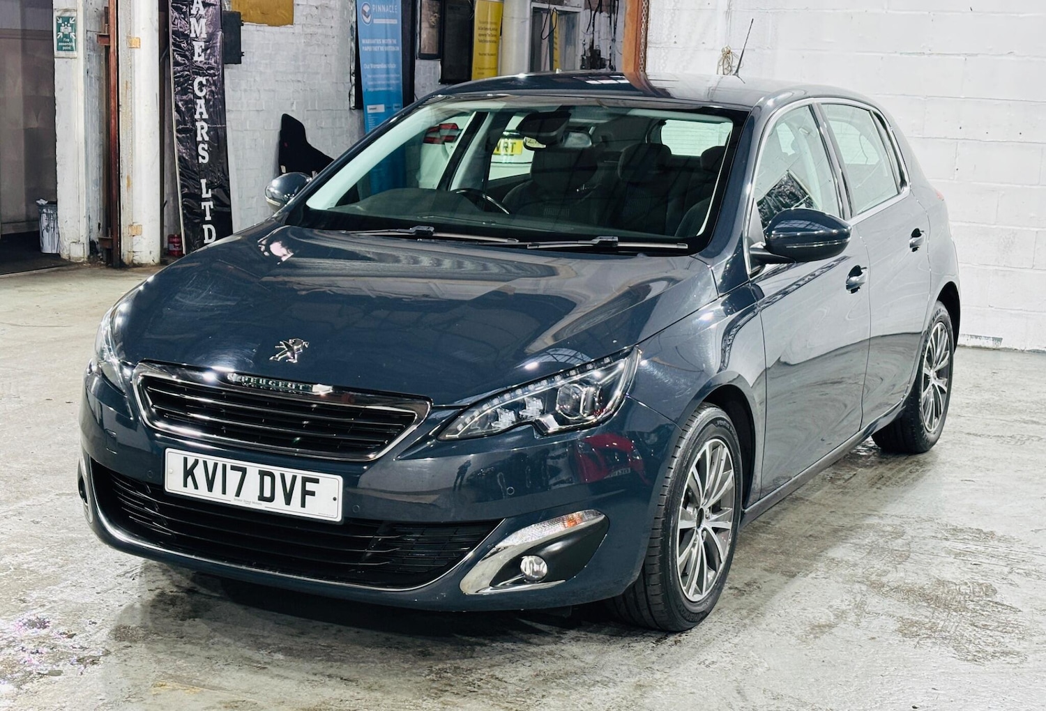 Used Peugeot 308 2017 for sale - 76990800: Photo 4