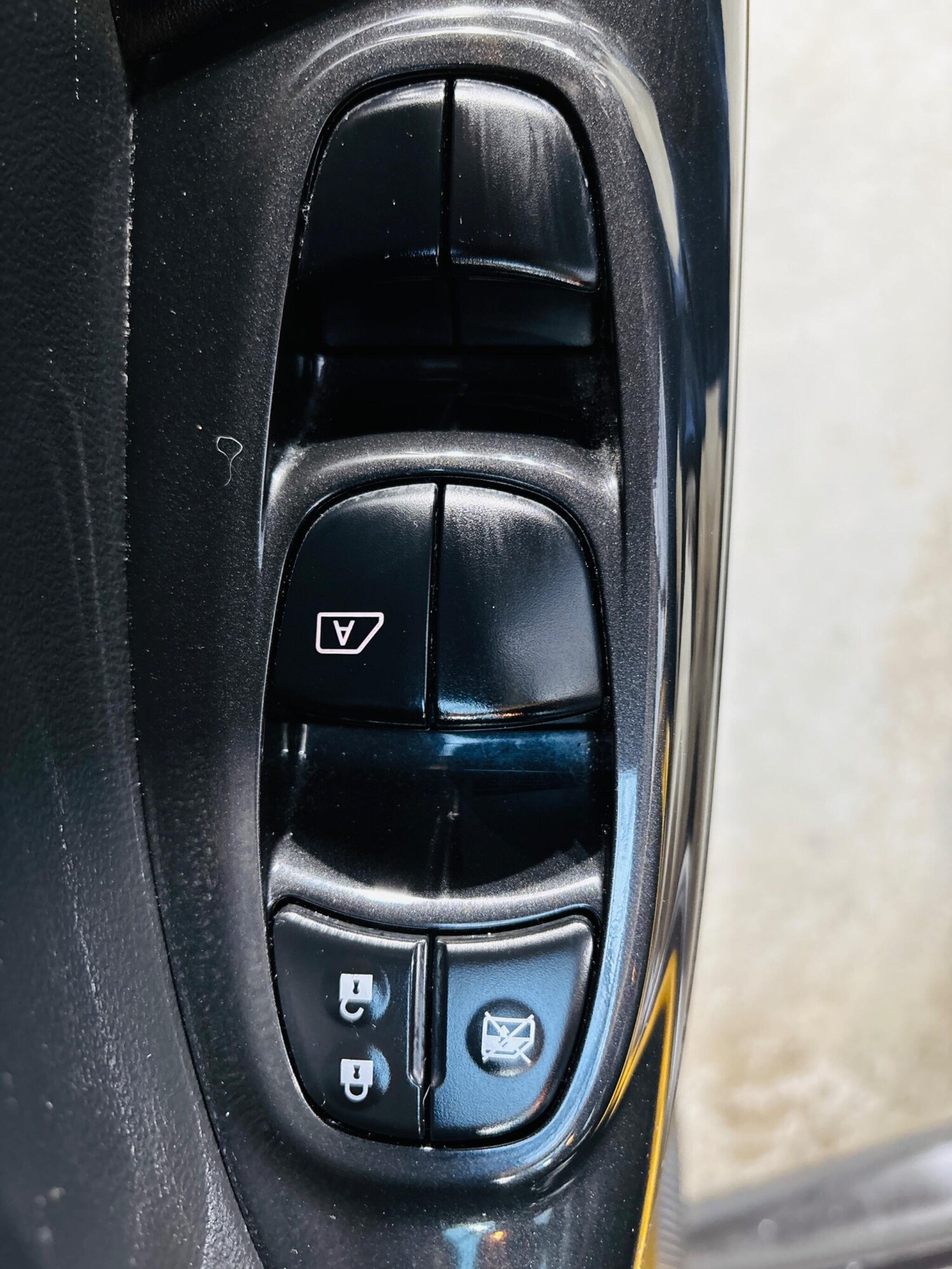 Used Nissan Juke 2014 for sale - 76715607: Photo 17